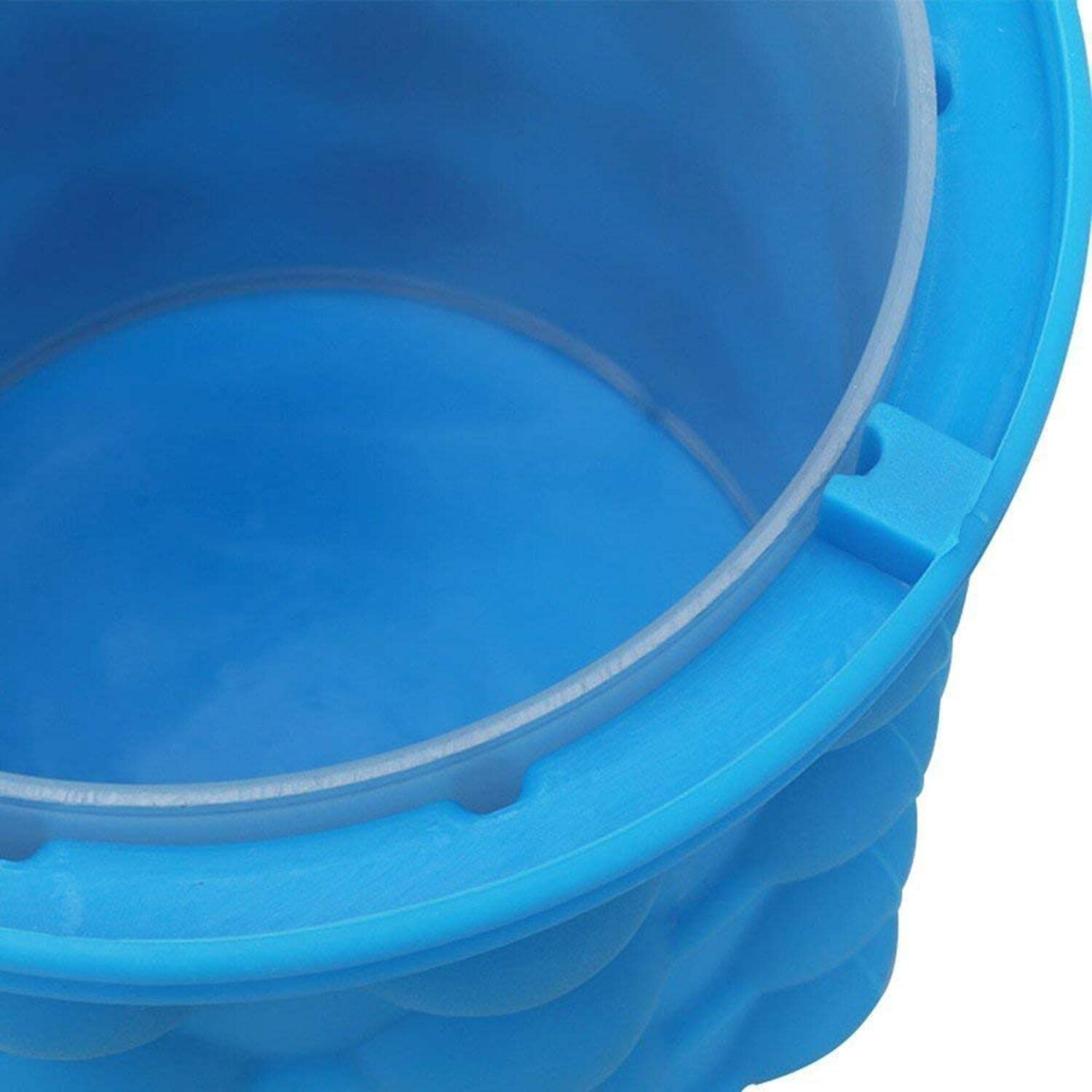 2 In 1 Silicone Ice Cube Maker And Bucket