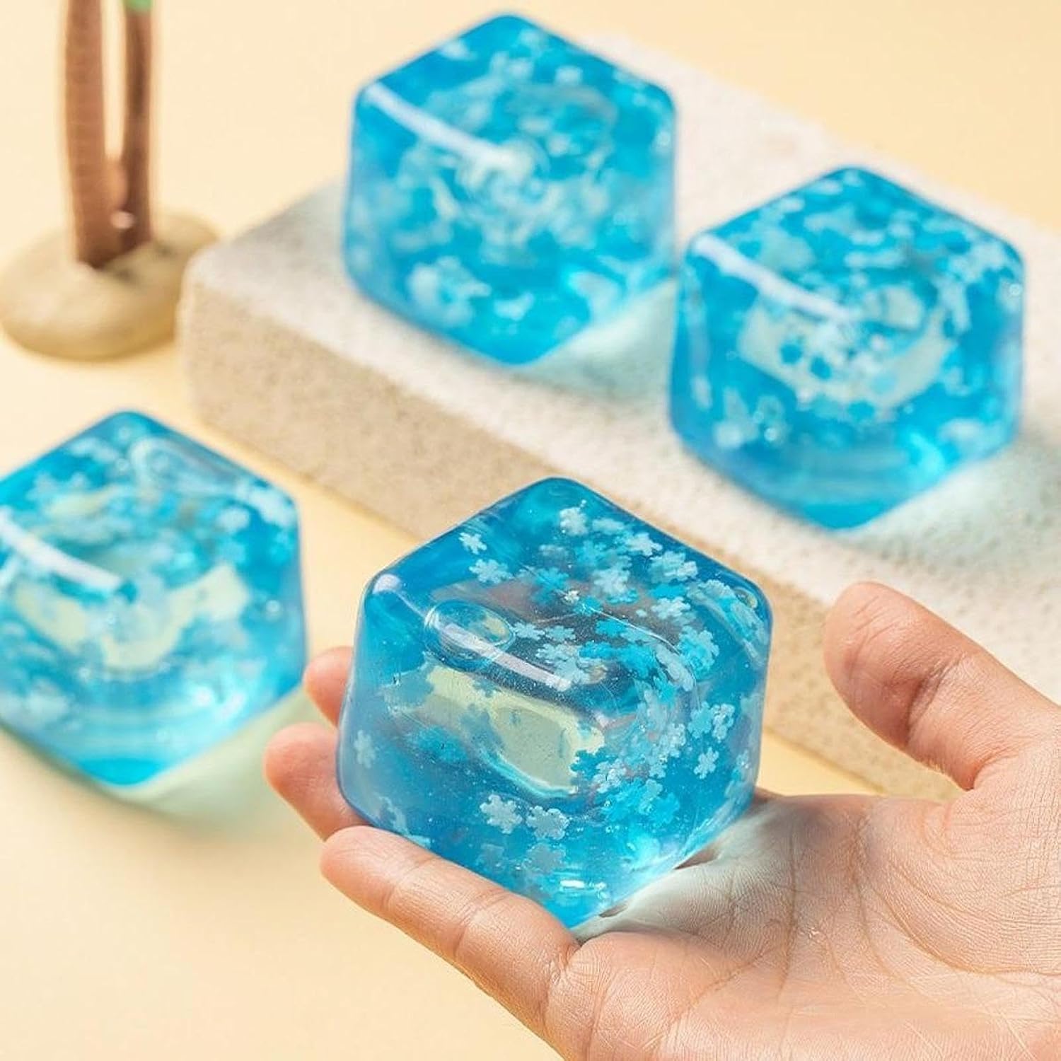 Crystal Squish Ice Cube
